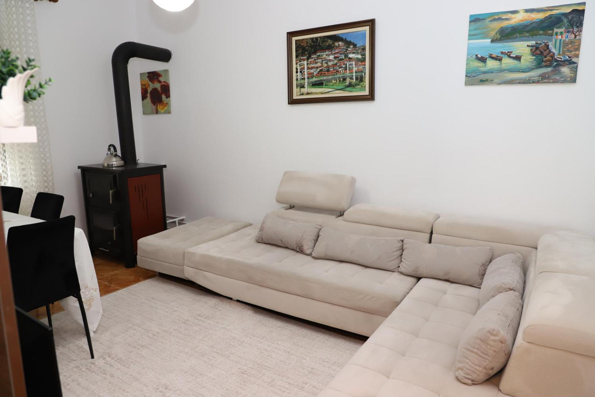 Apartment Xheison Μπεράτ Εξωτερικό φωτογραφία